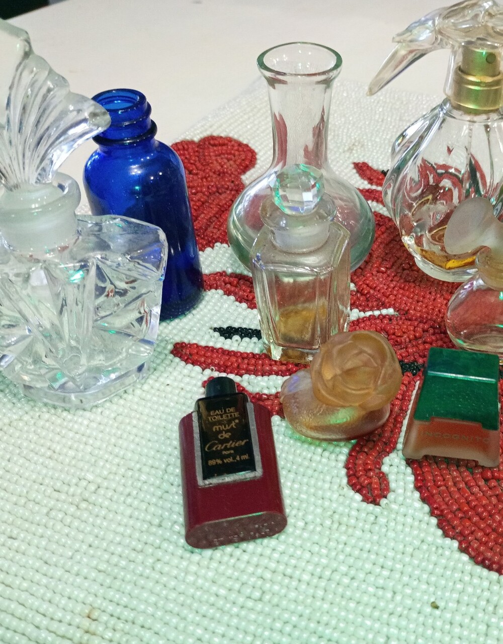 13. PERFUME BOTTLES mini Cartier,Incognito,Cholie,Etc